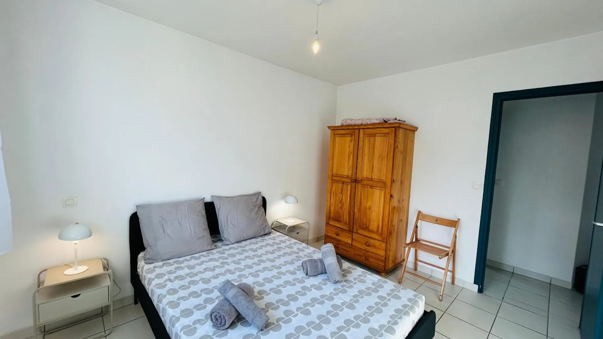 Maison 6 Pieces 8 Personnes Proche Plage Du Fort-Bloque - Wifi - Eva Ploemeur 0*,  Frankrig